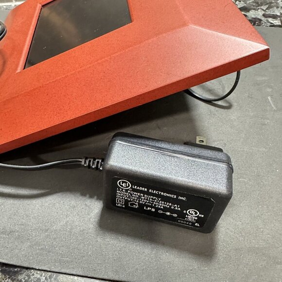 Brookstone Digital Photo Frame USB Video In/Out Memory Card Input 9.5 x 8.5 - Picture 13 of 13